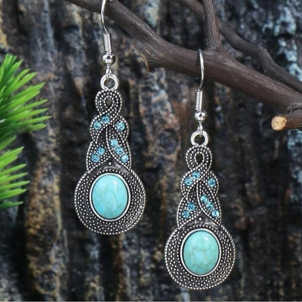 Bohemian Vintage Style Turquoise Color Dangle Earrings - Picture 2 of 5